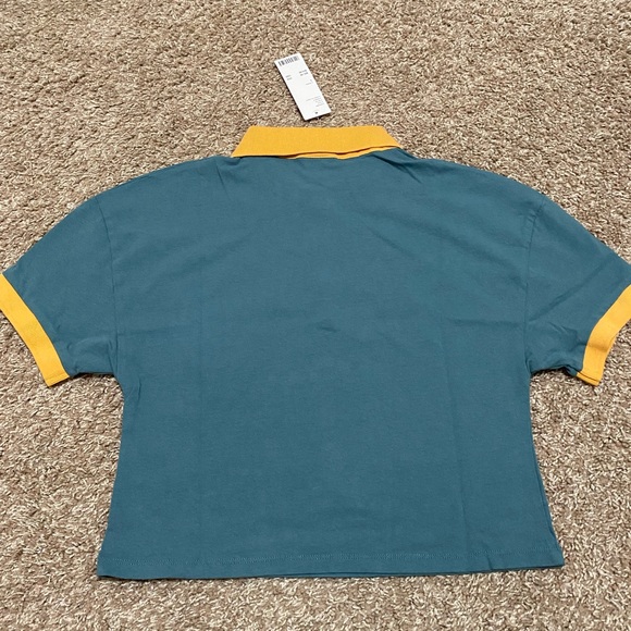 Urban Outfitters Icon Patch Polo Shirt NWT - Picture 6 of 8